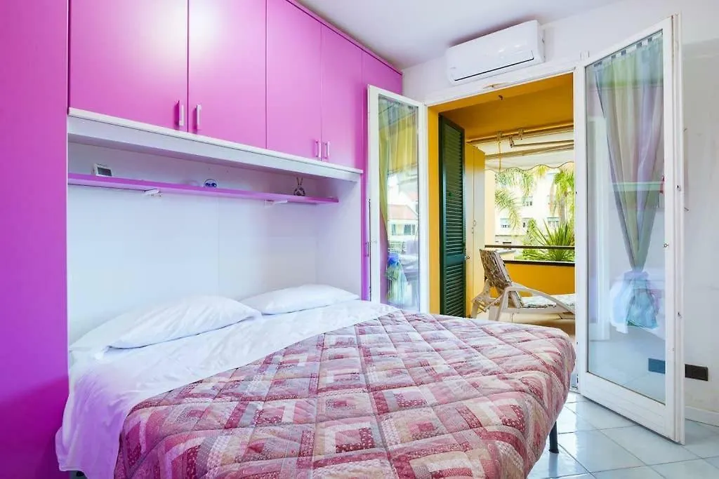 Garage, Piscina, Accesso A Mare E Pista Ciclabile Apartment Sanremo